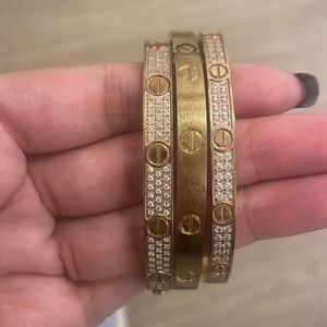 Set of 3 love screw bracelets